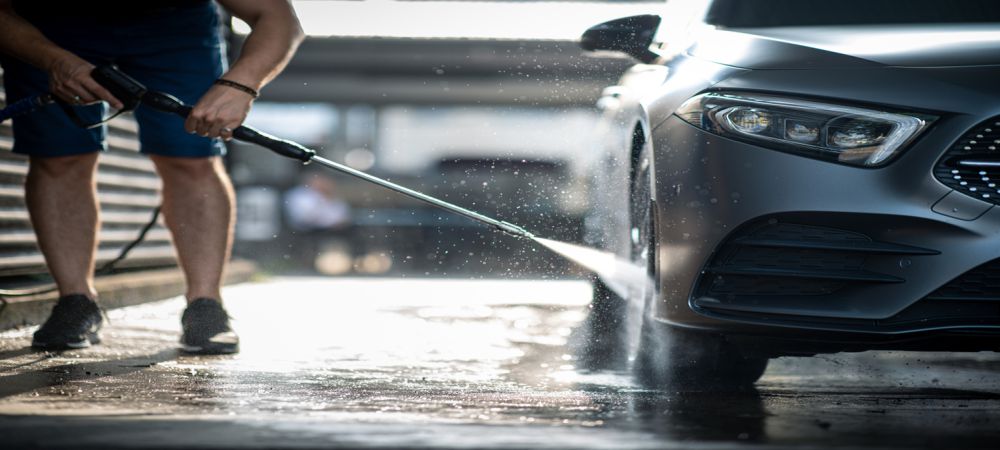  Professional Car Handwashing